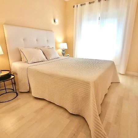 Beachfront Seaview Litoralmar Apt, Fast Wifi, Airco, Pool, Private Parking ปอร์ติเมา ภายนอก รูปภาพ