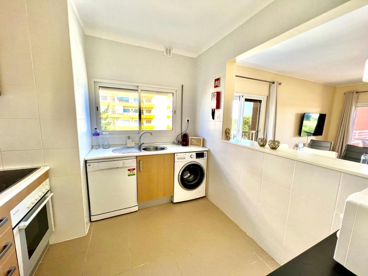 Beachfront Seaview Litoralmar Apt, Fast Wifi, Airco, Pool, Private Parking ปอร์ติเมา ภายนอก รูปภาพ