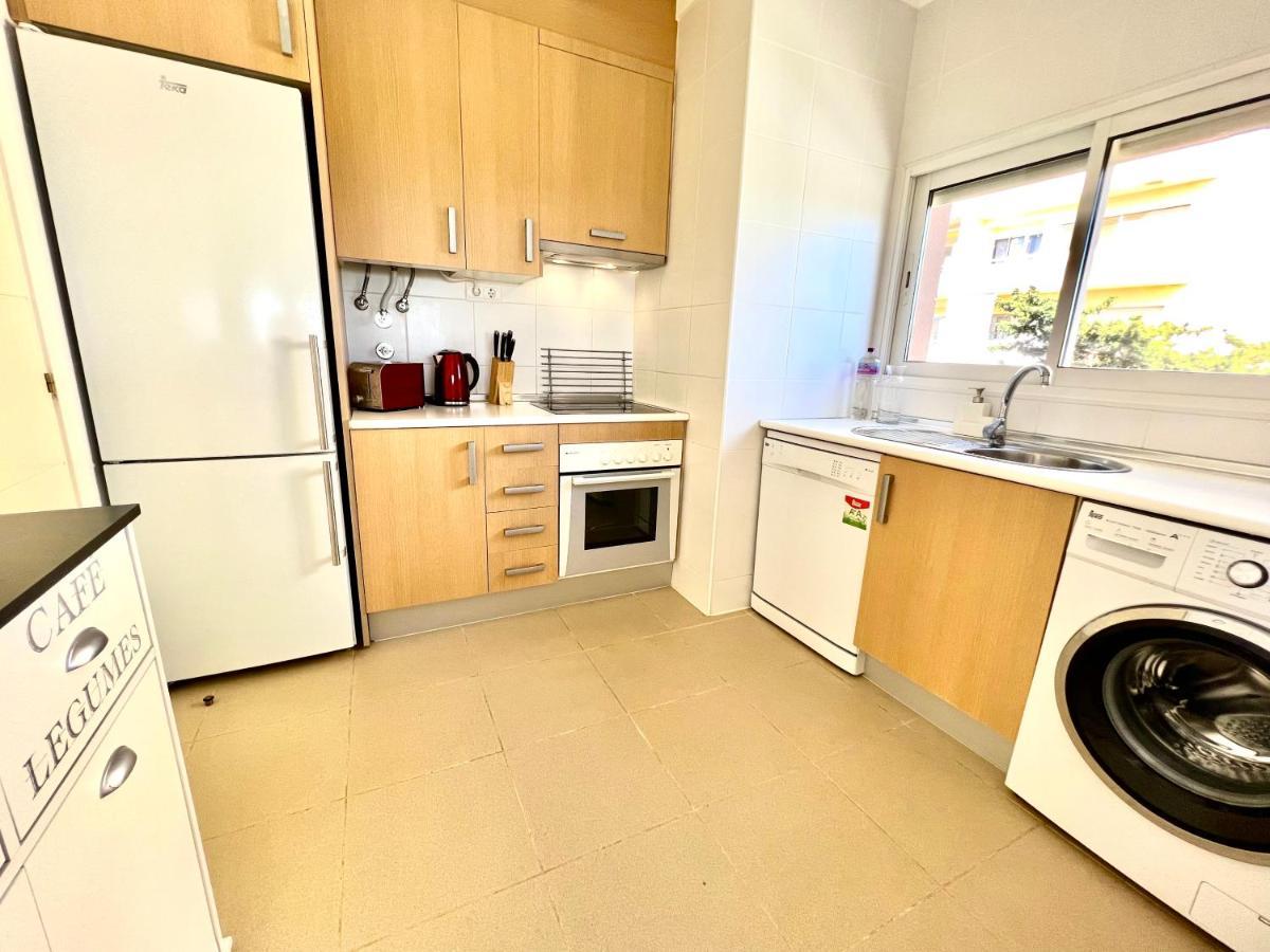 Beachfront Seaview Litoralmar Apt, Fast Wifi, Airco, Pool, Private Parking ปอร์ติเมา ภายนอก รูปภาพ
