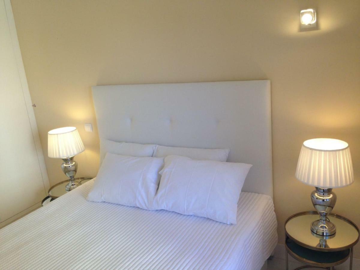 Beachfront Seaview Litoralmar Apt, Fast Wifi, Airco, Pool, Private Parking ปอร์ติเมา ภายนอก รูปภาพ